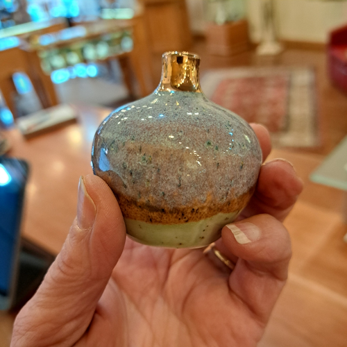 Click to view detail for  JP-010 Pottery Handmade Miniature Vase Gold, Gray-Blue, Brown, Moss $68